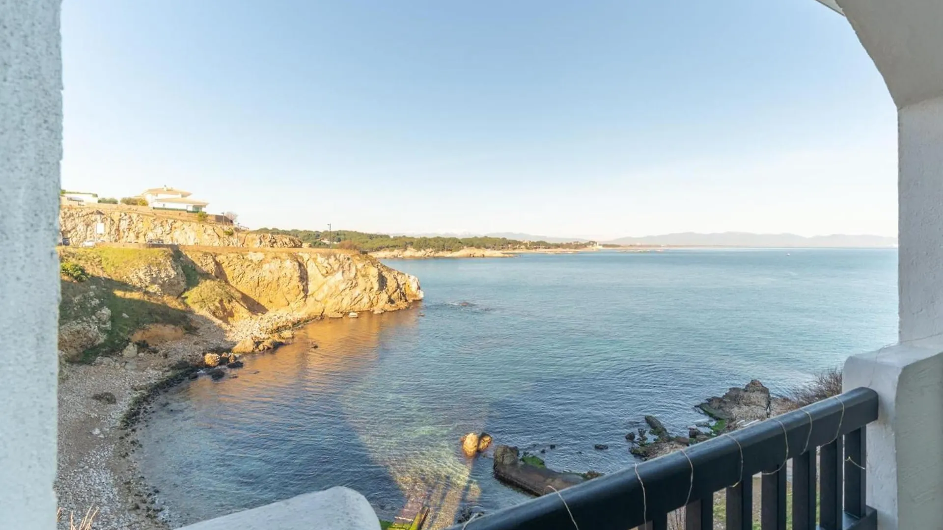 Apartment Near Platja Cala De La Creu L' Escala